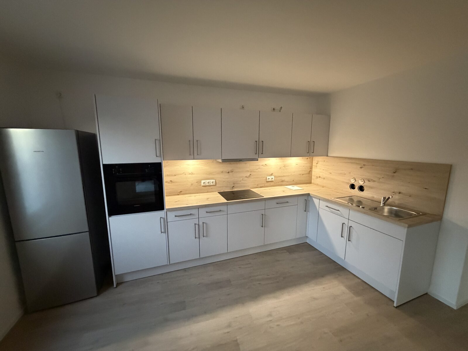 Wohnbauprojekt Augsburg – Objektküche · 60 Einheiten in Augsburg